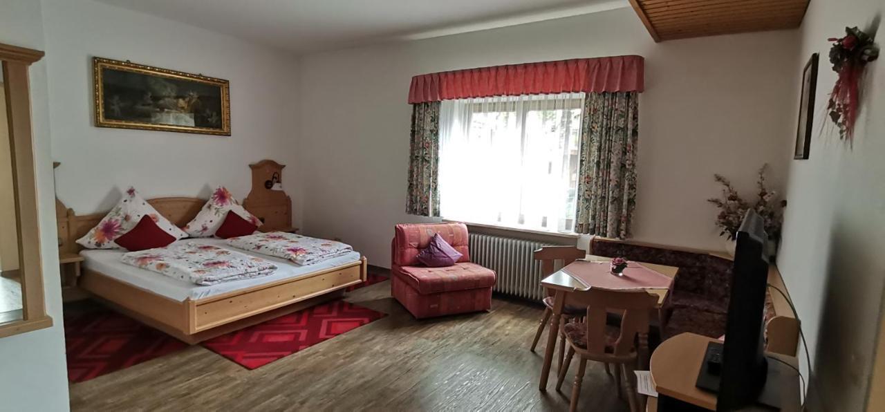 Gaestehaus-Pension Keiss Хопферау Экстерьер фото